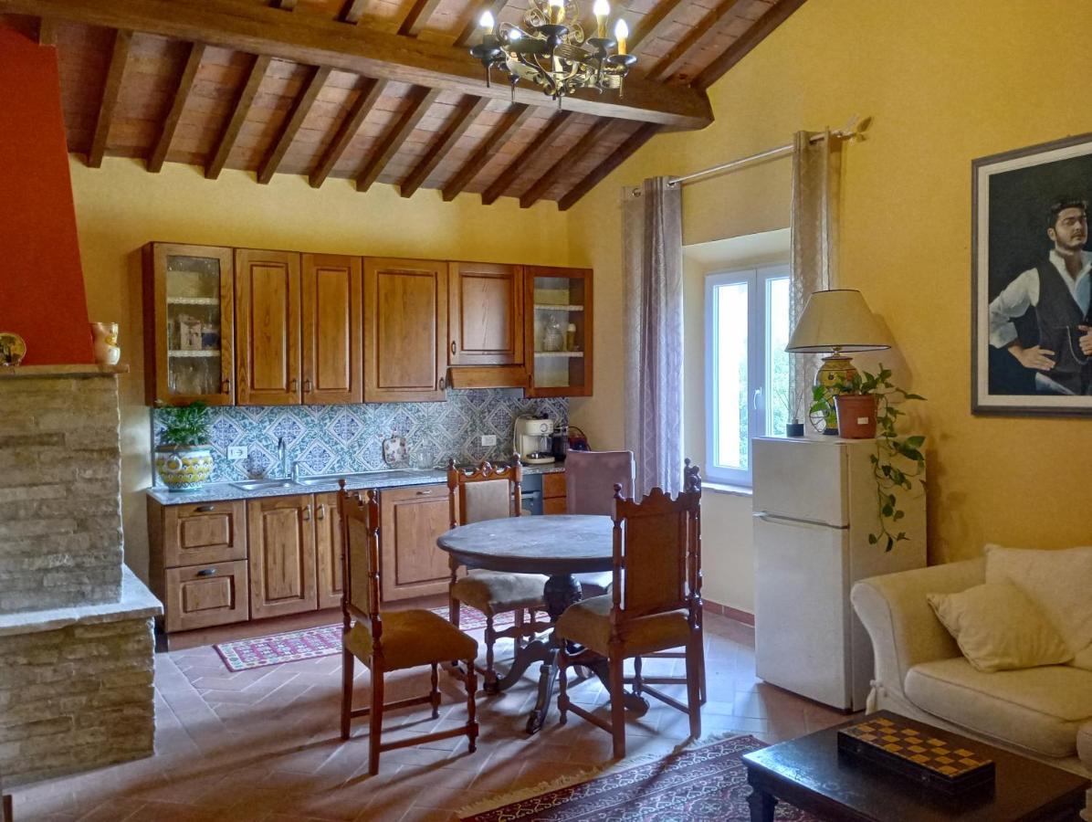 La Casa Rossa Bed and Breakfast Coiano Eksteriør billede
